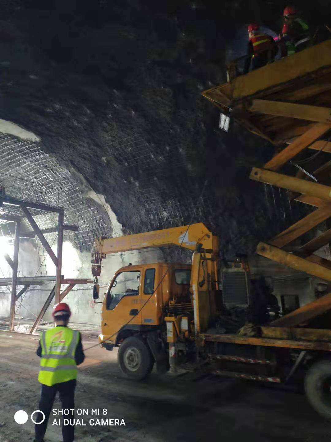 致力科技 雪峰山隧道 應(yīng)急搶通搶險(xiǎn)